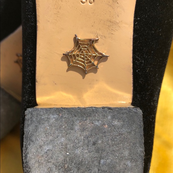 Blk Velvet/Gold Charlotte Olympia spider web flat - Picture 3 of 6